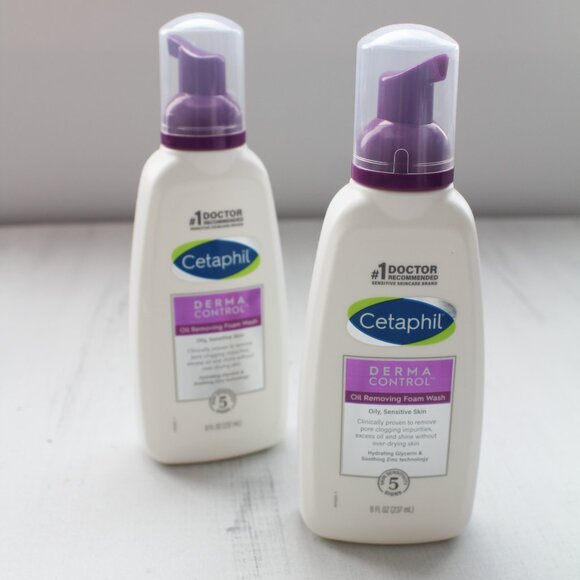 Cetaphil Derma Control Oil Removing Foam Wash - New Set of 2 - Picture 2 of 4